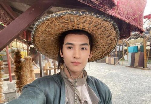 黄俊捷爆料最新新闻视频